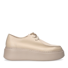 Beżowe skórzane sneakersy